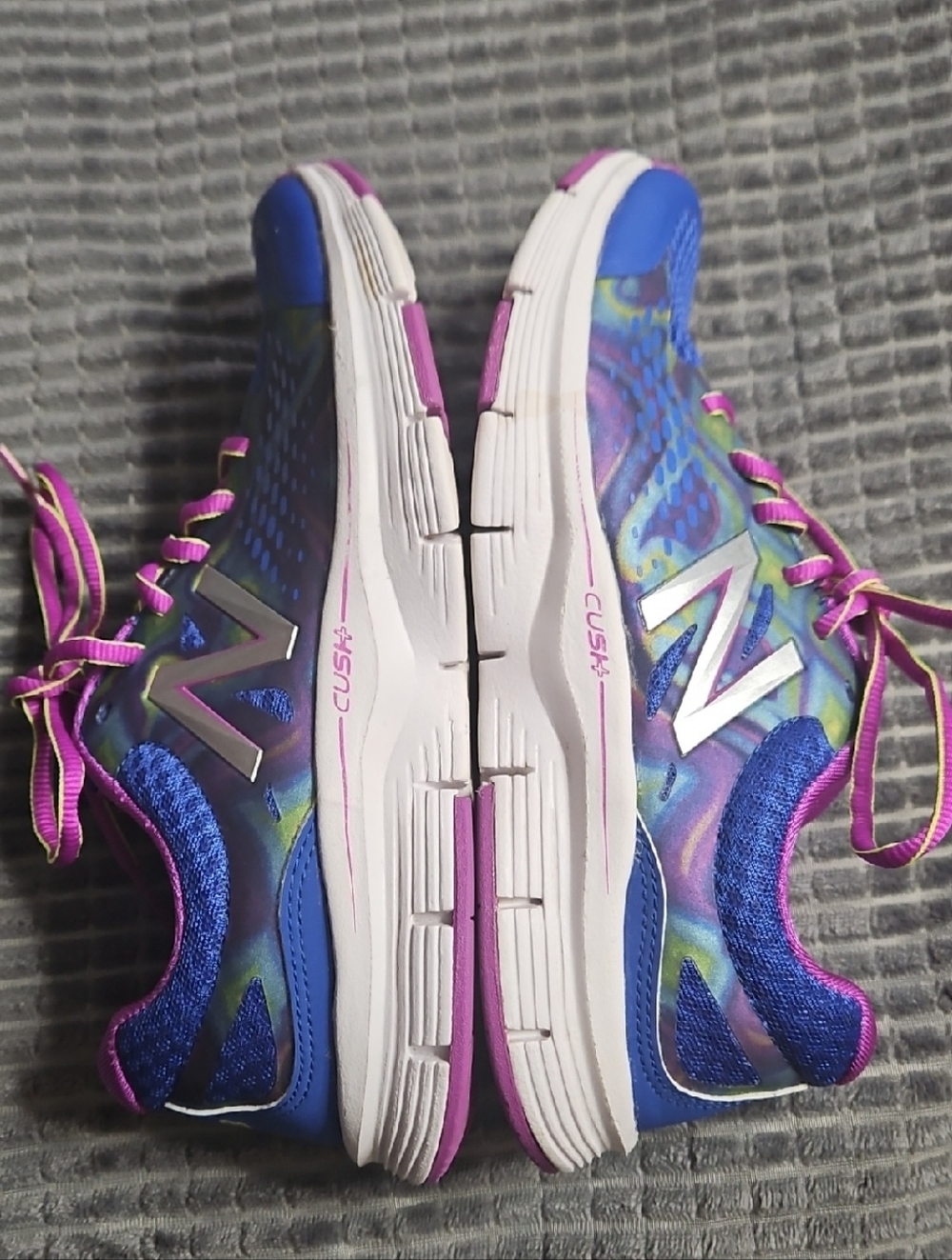New Balance Women's Blue & Purple Training Sneakers